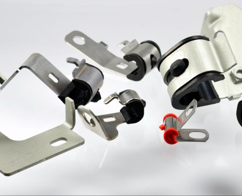 Comparing Steel, Aluminum, and Coated Clamps Materials